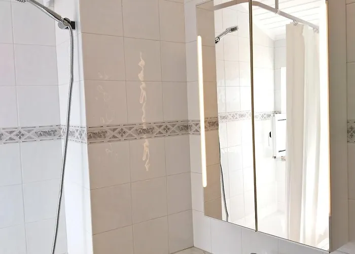 Old Town With Ocean Views Διαμέρισμα Σεσίμπρα